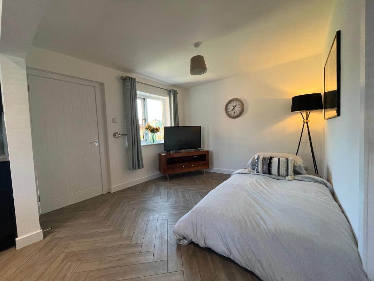 Contemporary 1 Bedroom Apartment Normanton (West Yorkshire) Exterior photo
